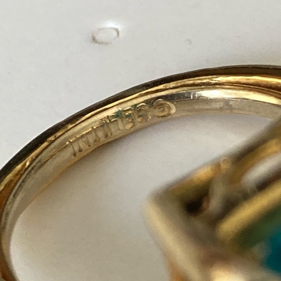 Large Turquoise Rectangular Solitaire ‘Cellini’ Ring - Picture 6 of 9